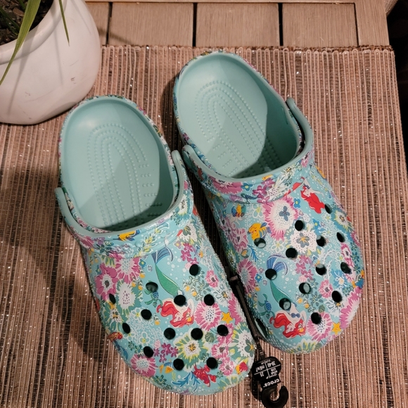 Ariel Vera Bradley Crocs - Picture 9 of 10